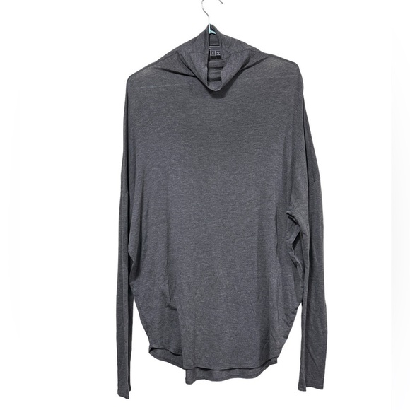 Vince. Mock Neck Boxy Long Sleeve - Picture 1 of 6